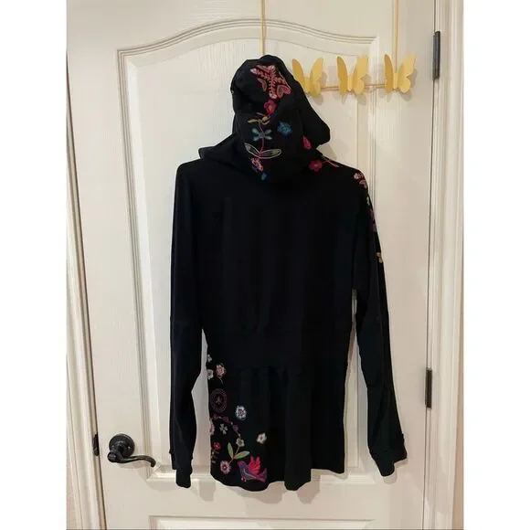 Johnny Was Embroidered zip up hoodie with attached hoodie size Medium